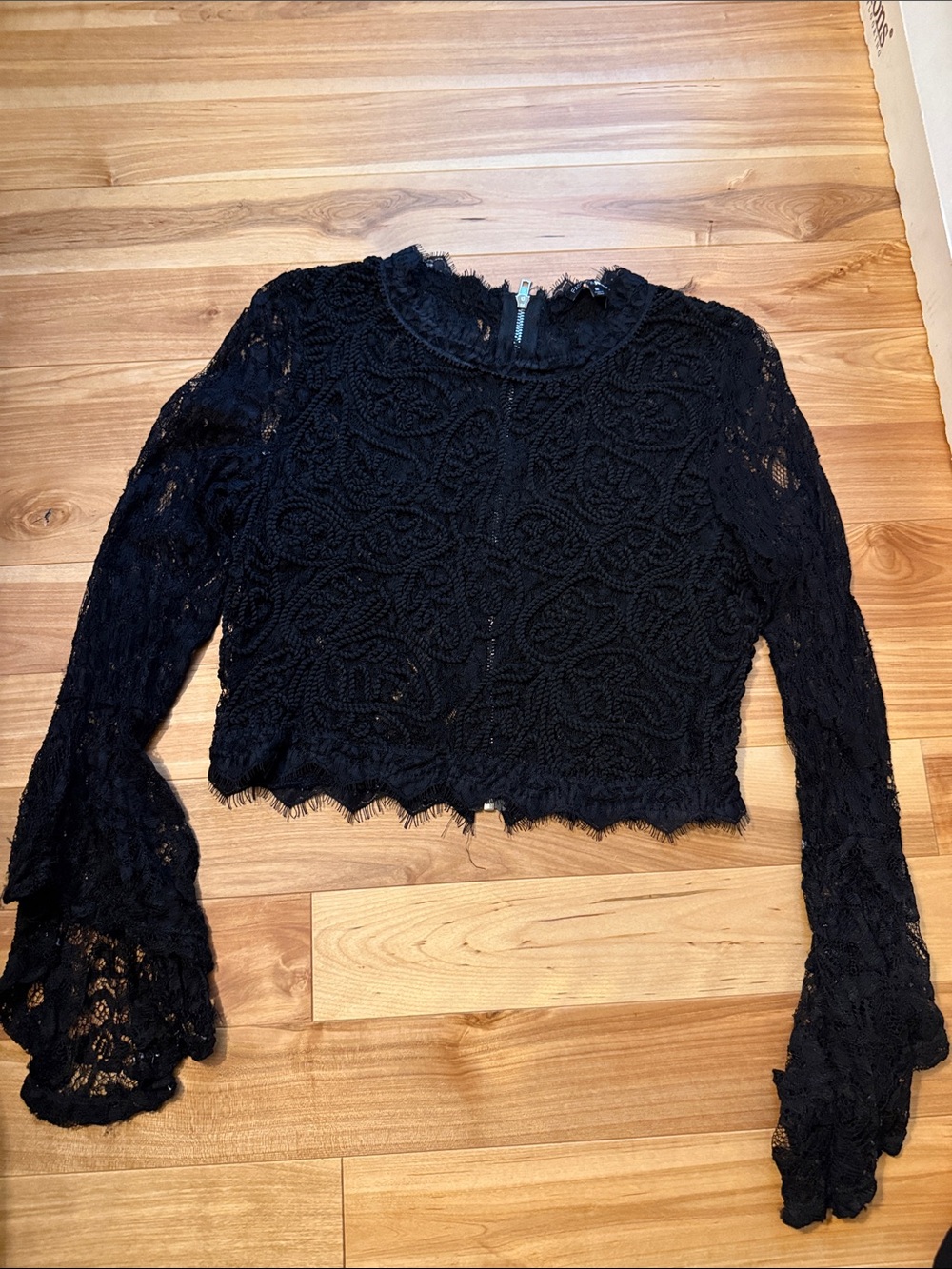 Fashion Nova Black Lace Cropped Long-Sleeve Top